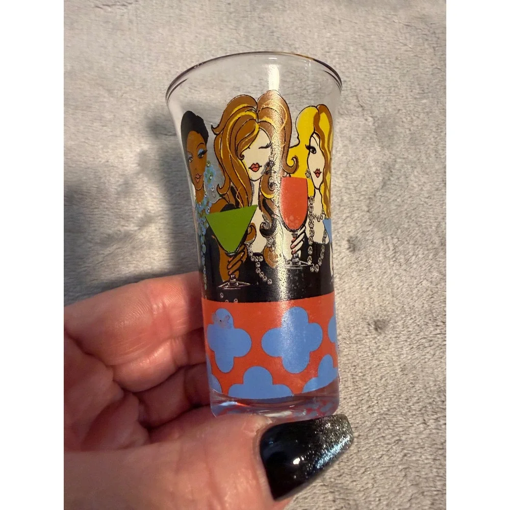 Vintage Drinks Well With Others Shot Glass Girls Night‎